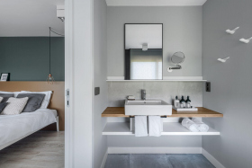 Интерьерная краска для влажных помещений Shimmering sea 0,9 л